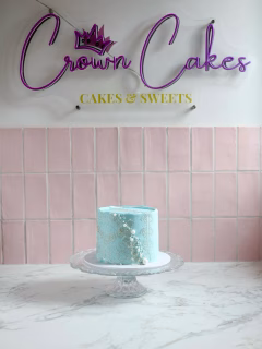 Ik had iets nieuws gekocht, dus dat moest ik natuurlijk proberen! Een lacemat voor eetbare kant. Geprobeerd en goedgekeurd!
#ediblelace #verjaardagstaart #taartbestellendrenthe #crowncakesnl