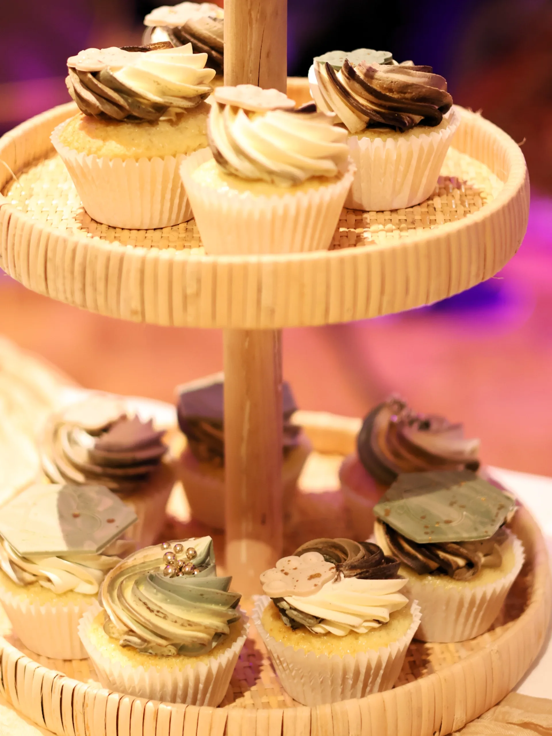 Vierkante slagroomtaart met foto - Bakkerij Risseeuw